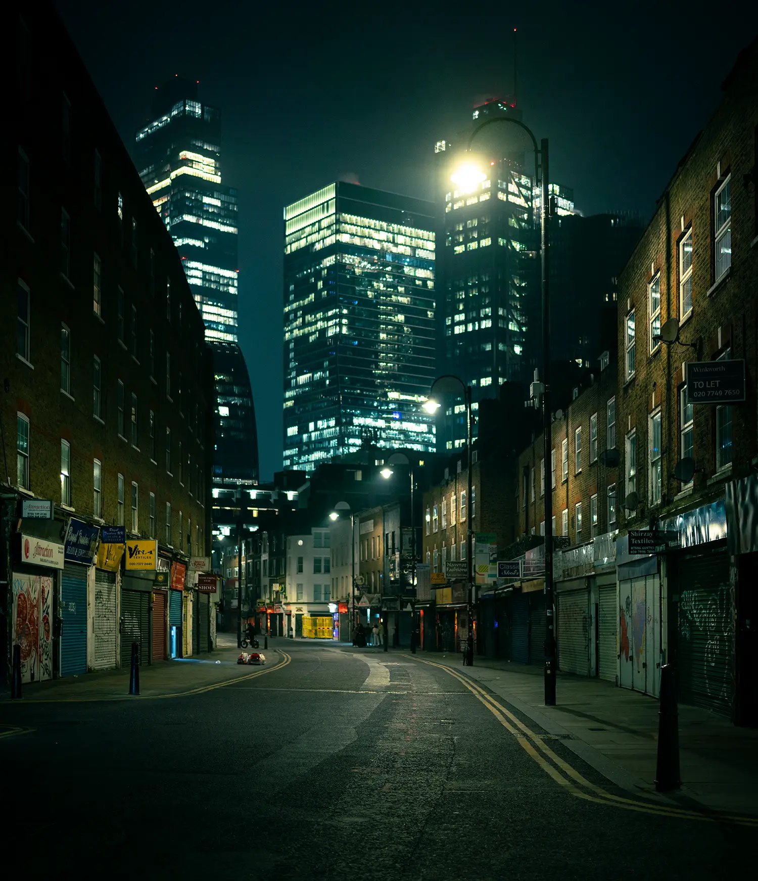 ilka mueller Night Streets London lane